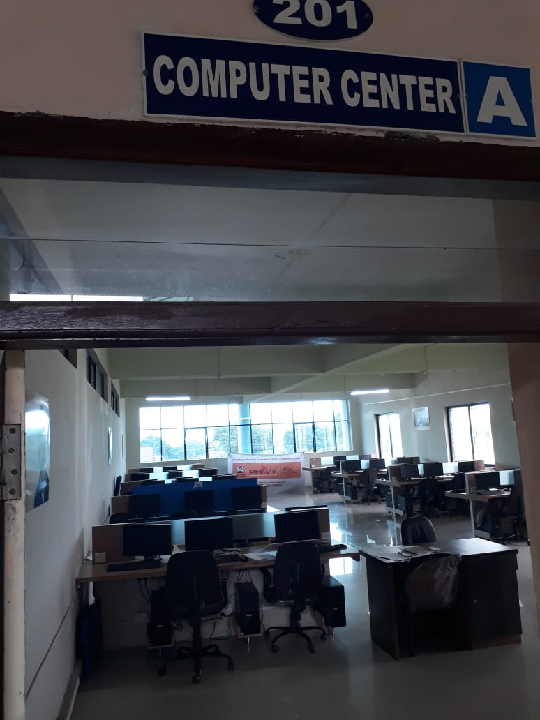 Computer center facility at the institute